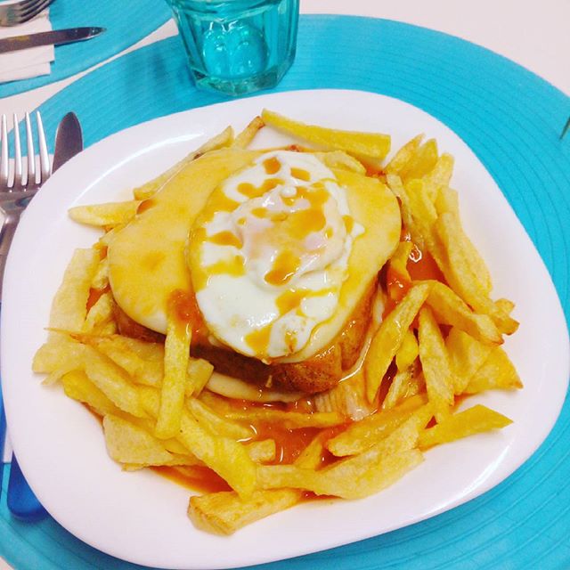 Francesinha typical food from Porto