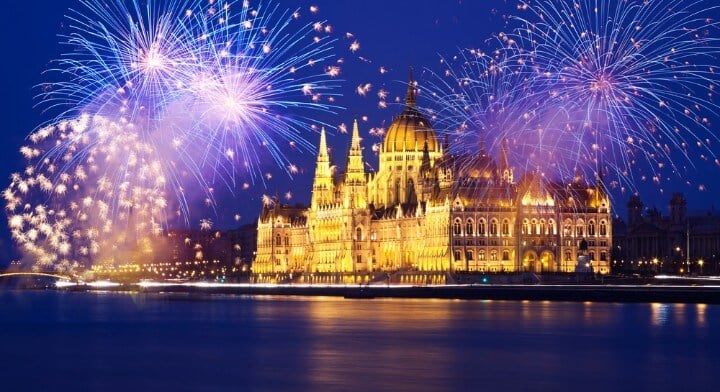 parlamento budapest fuochi d'artificio